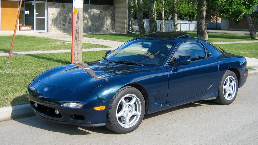 Q23-Mazda Rx-7