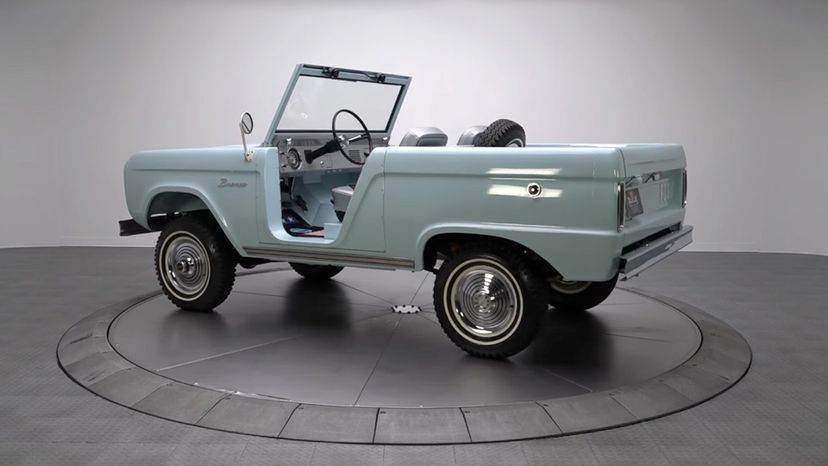 Ford Bronco - 1960s 1966