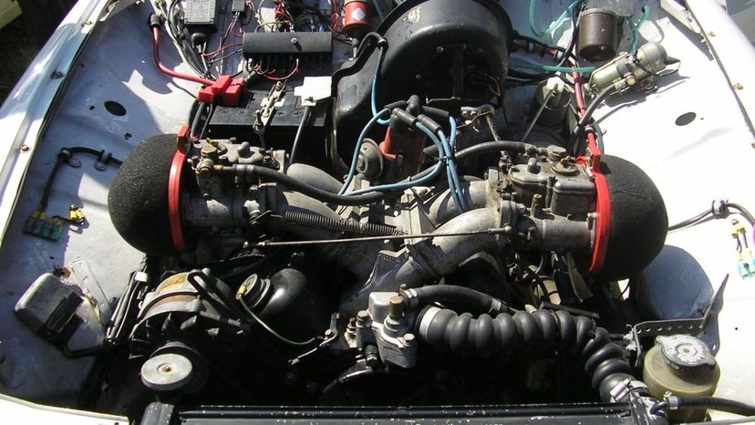V4 engine 1