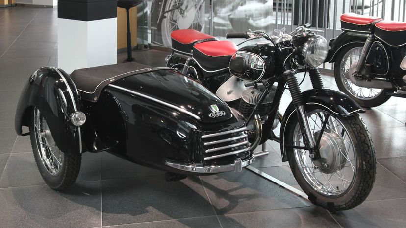 DKW-RT-350 with Binder sidecar