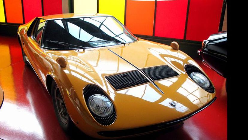 Lamborghini Miura (1966-1972)