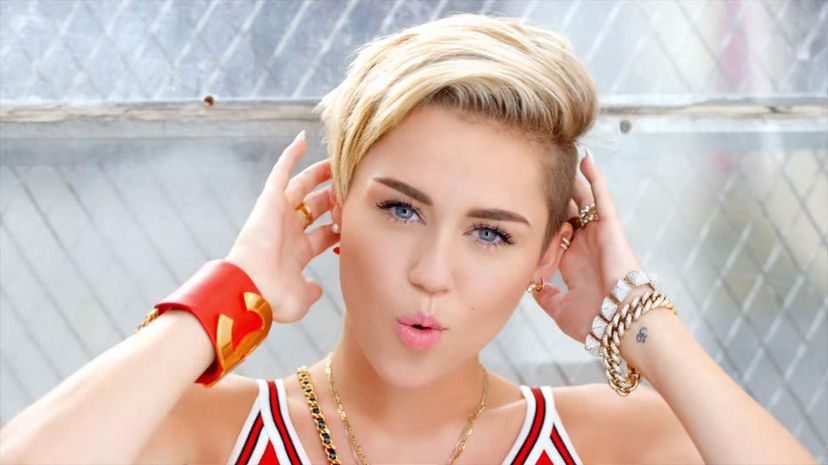 19 - Miley Cyrus 