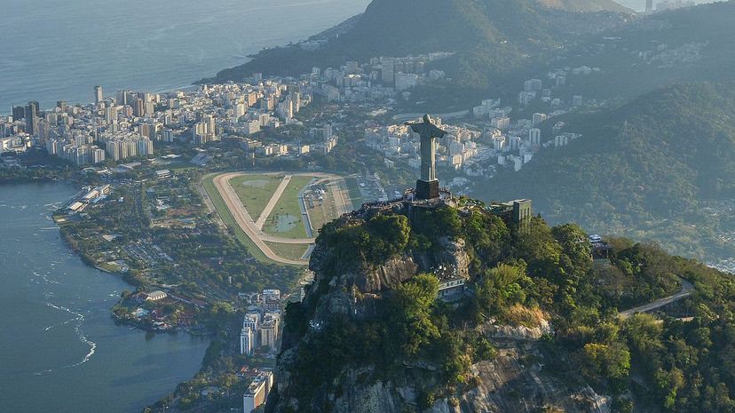 Q 06 Christ and city Rio de Janeiro Brazil