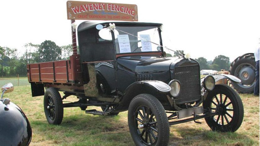 3 - Ford Model T Runabout