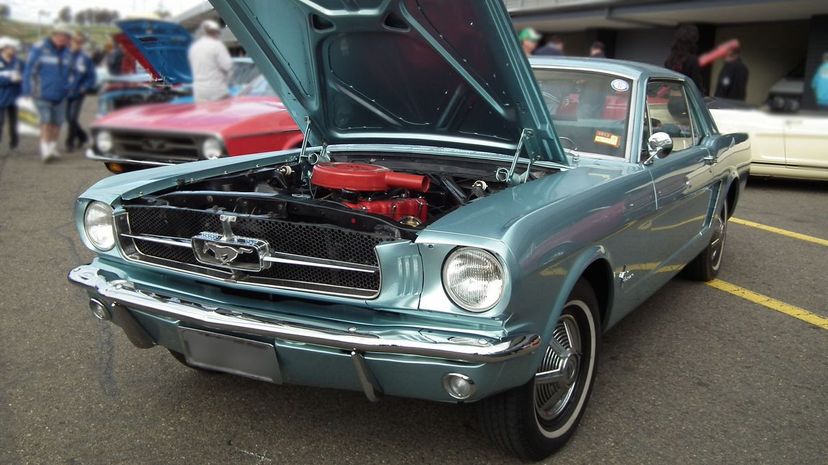 7 - early mustangs under hood