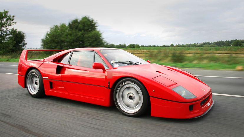 30 F40_Ferrari