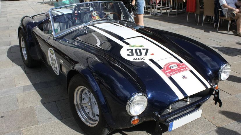 AC Cobra 427