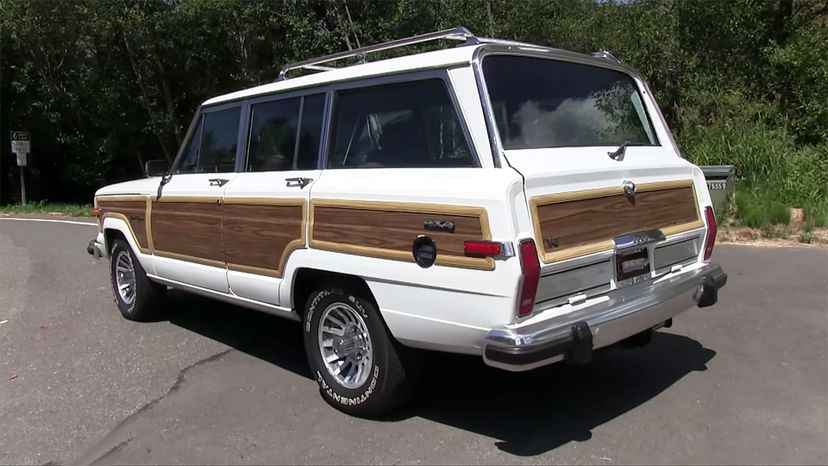 Jeep Wagoneer