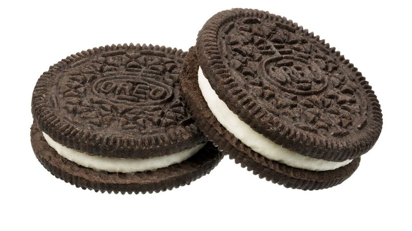 Chocolate vanilla creme sandwich cookie