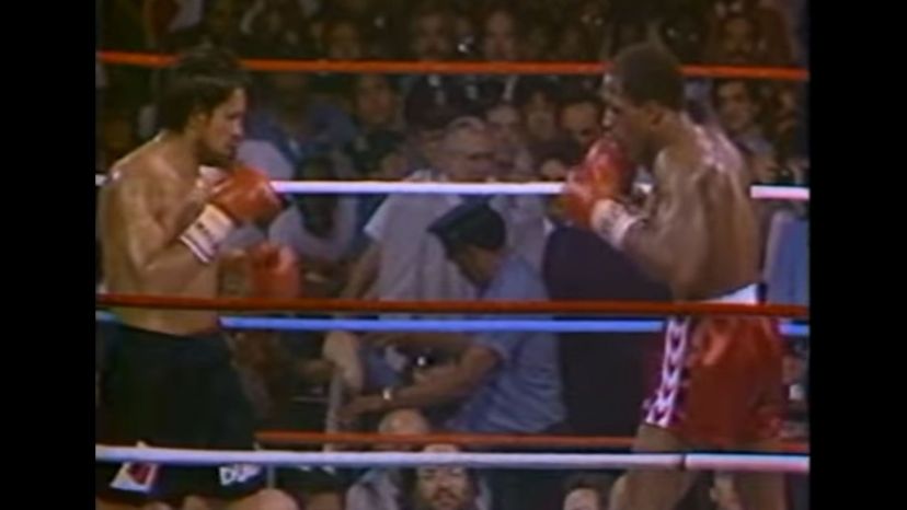 Roberto-Duran-vs.-Davey-Moore-â€“-June-16,-1983