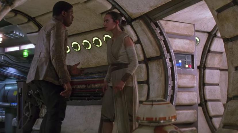 Rey &amp; Finn in Milennium Falcon