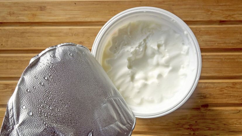 27 yogurt griego