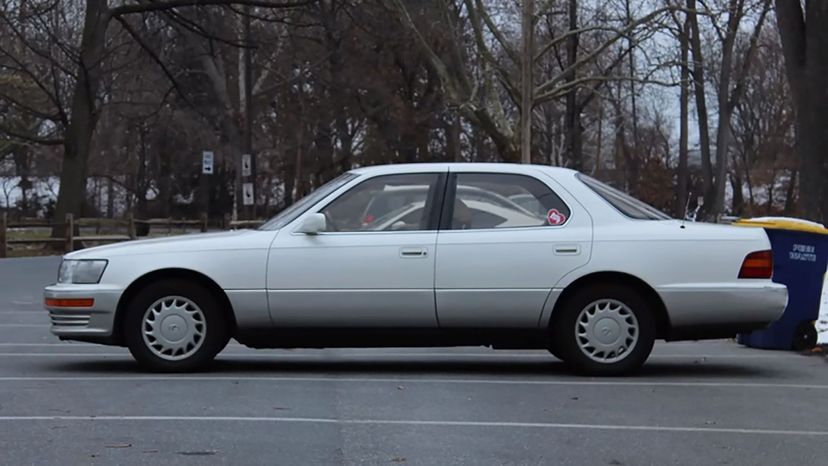 1990 Lexus LS400 3