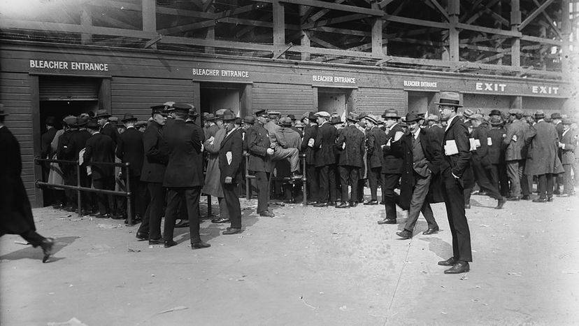 NY Yankees win the World Series (1923)