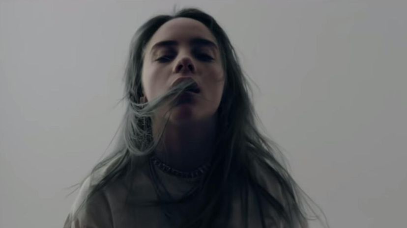 32 - Billie Eilish - bury a friend