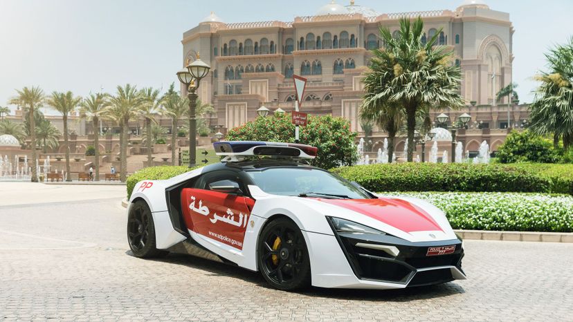 18 Abu Dhabi Police Car