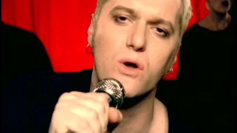 Chumbawamba - Tubthumping