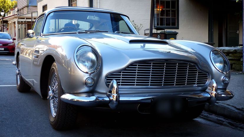Aston Martin DB5