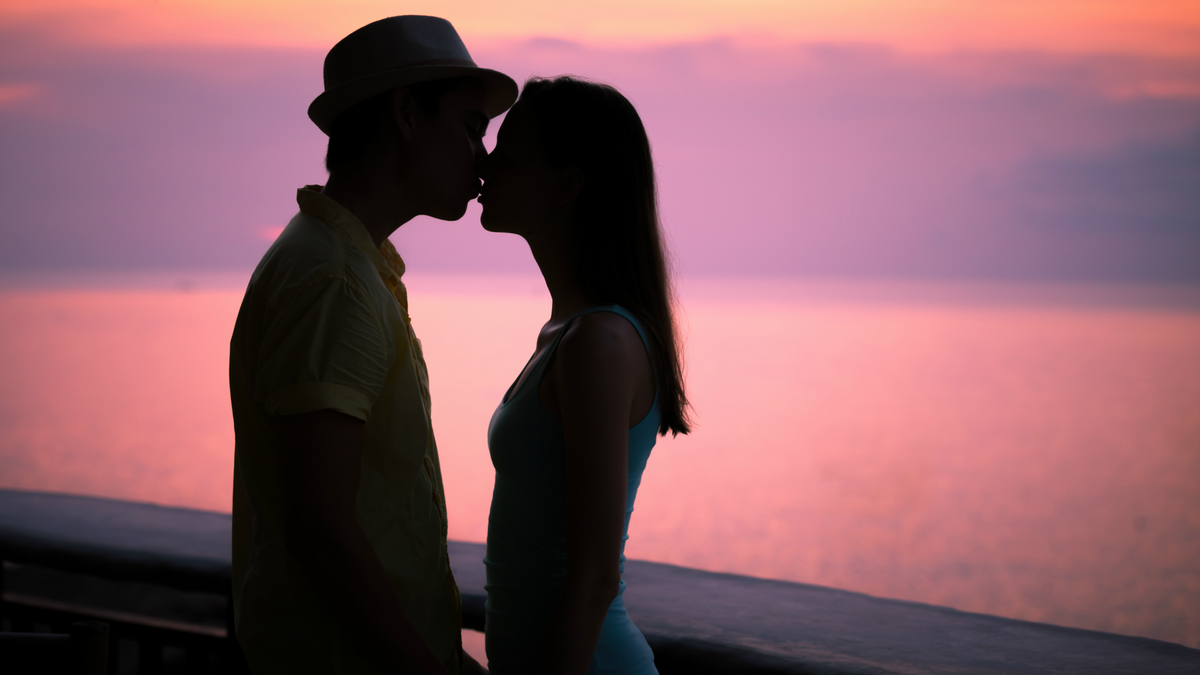 Sealed with Multiple Kisses! This Couple's First Kiss Will Make You Blush