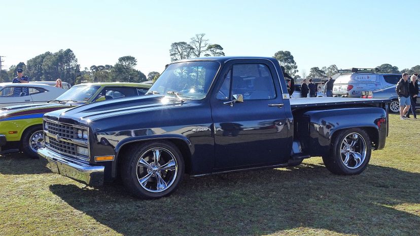 The Chevrolet Silverado comes in many editions, such as 2500 HD, 1500 LD and 3500 HD.