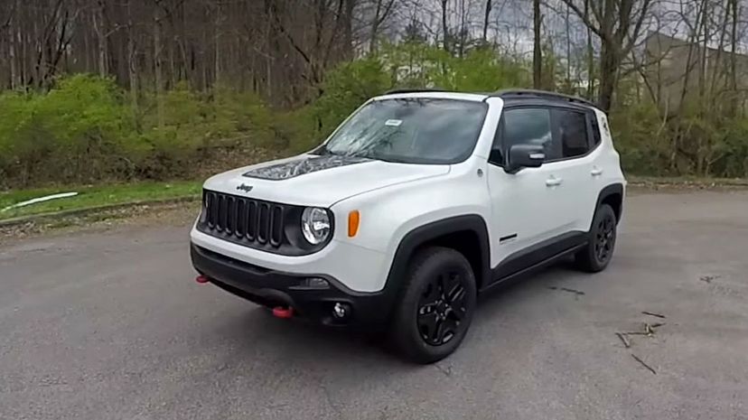 5-2017 Jeep Renegade Deserthawk