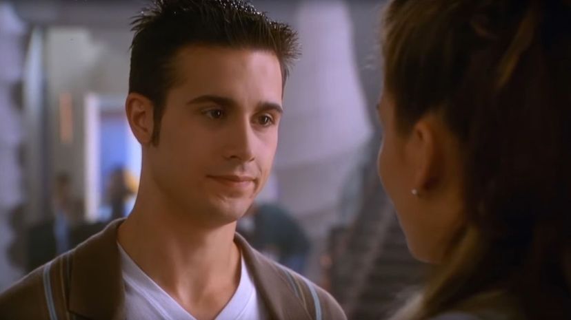 29 Shes All That zack