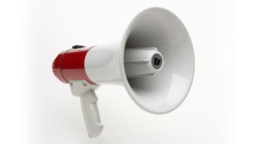 10 Megaphone