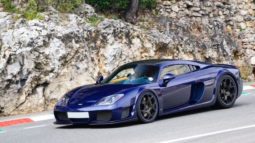 35 Noble M600