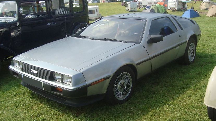 DeLorean DMC-12