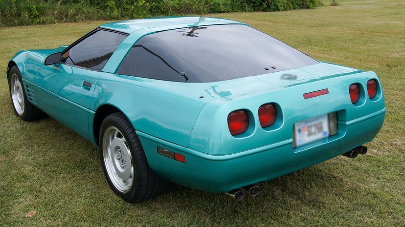 19-Chevrolet Corvette