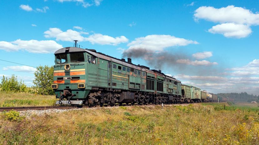 08_Diesel locomotive