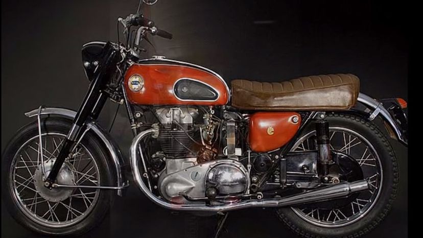 1958 Ariel Cyclone 650