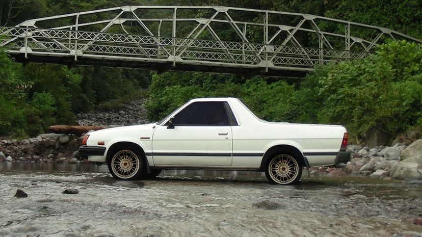 7 Subaru_brat