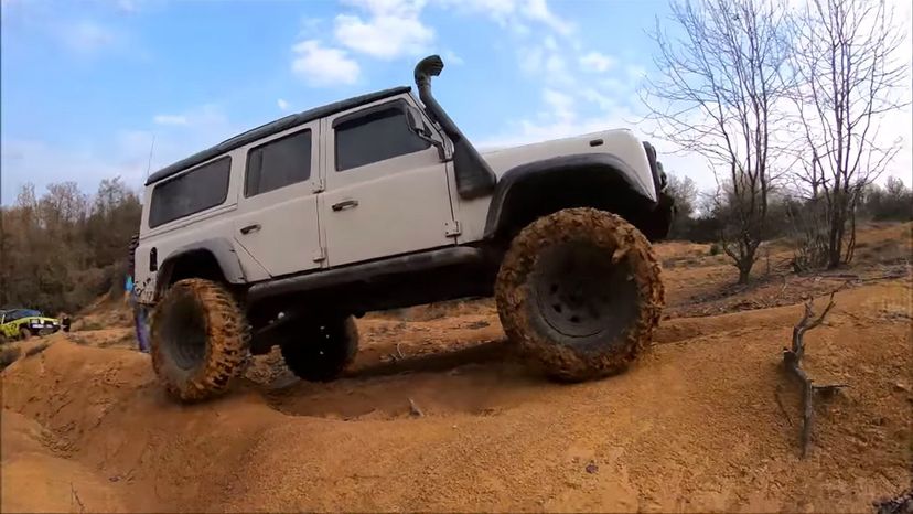 Land Rover Defender