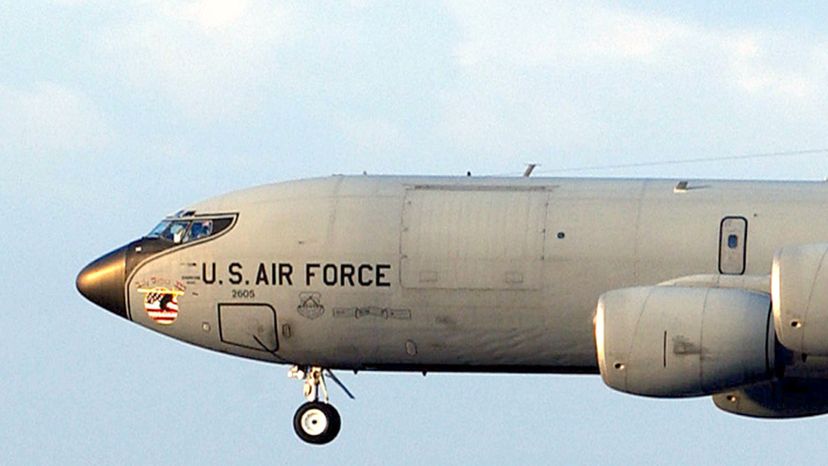 KC-135 Stratotanker 