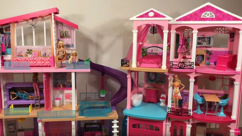 25 Barbie Dream House