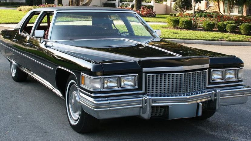 23 - Cadillac Fleetwood