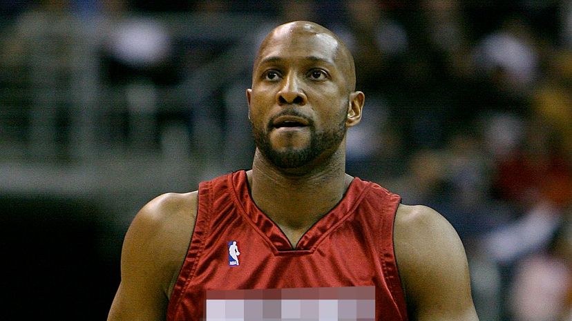 03_Alonzo Mourning2