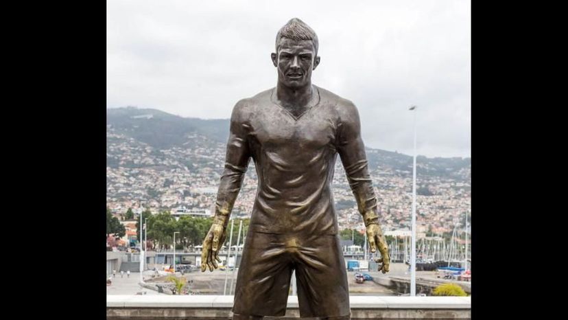 Cristiano Ronaldo statue