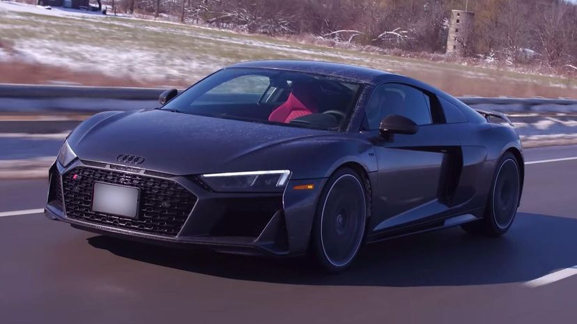 13 - Audi's R8 V10