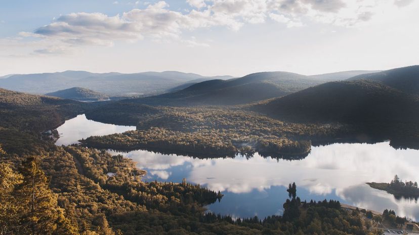 22-Quebec Mountains