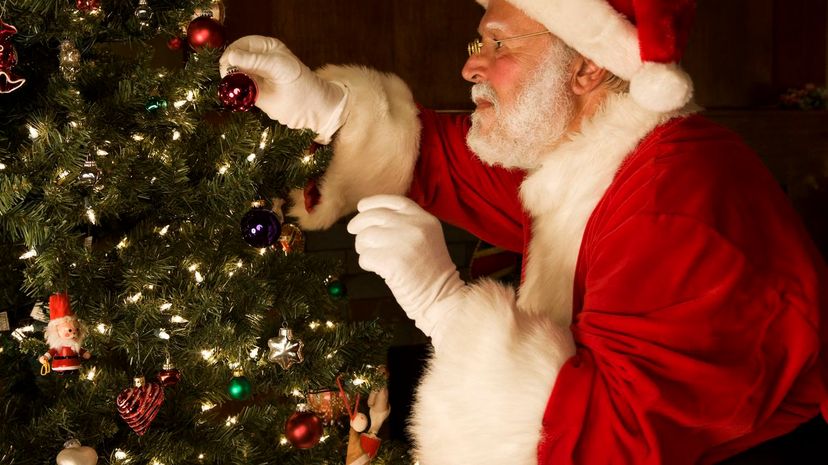 Sneaky Santa Hanging Ornaments