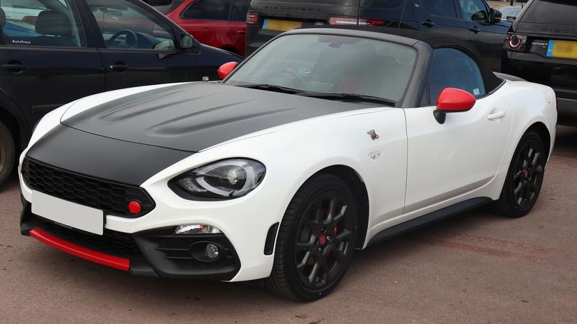 10 - Fiat 124 Spider