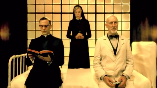 Can You Stand the Horror of "American Horror Story" Season 2?