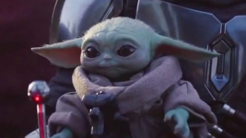 1 - Mandalorian  Baby Yoda