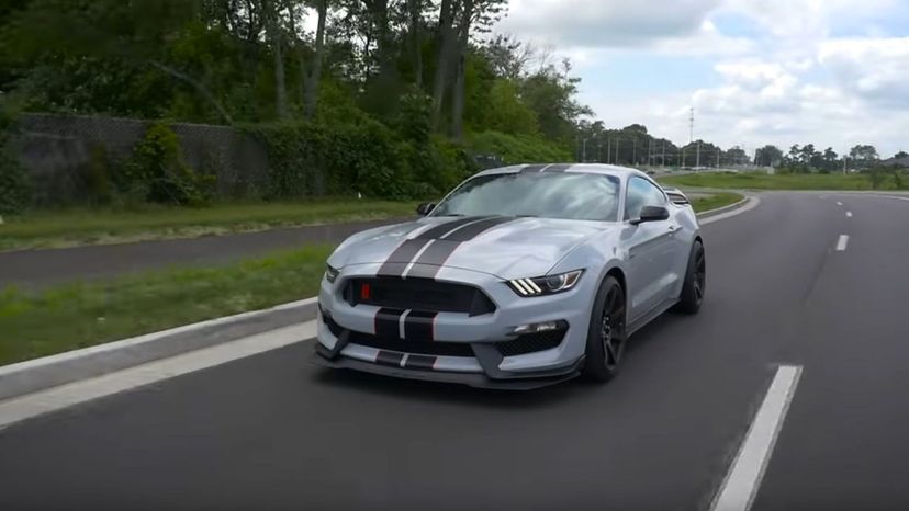 36 Ford Shelby Mustang GT350R