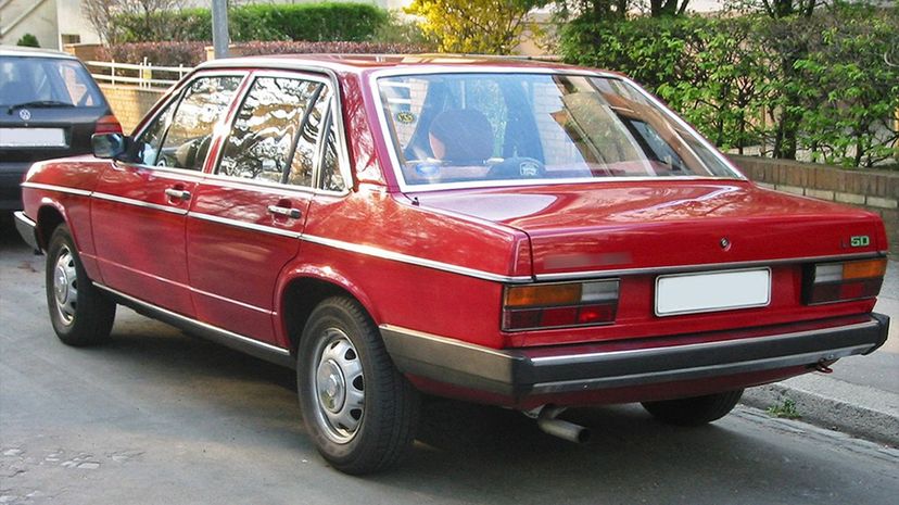 Audi 100