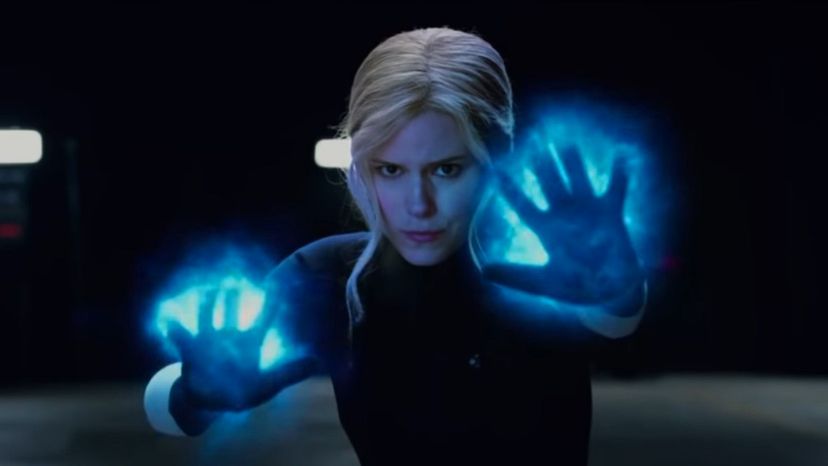 22 Invisible Woman