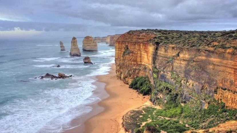 Tee Twelve Apostles