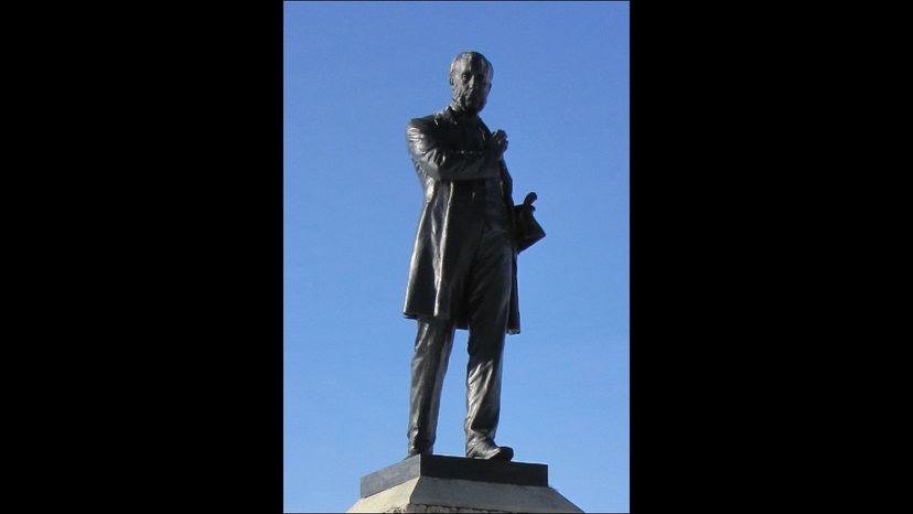 Statue of George Brown